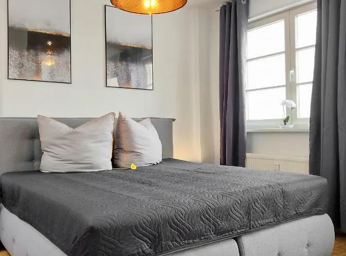 Flex Living - Nikolai Apartment