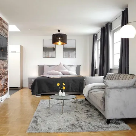 Flex Living - Nikolai Lipcse