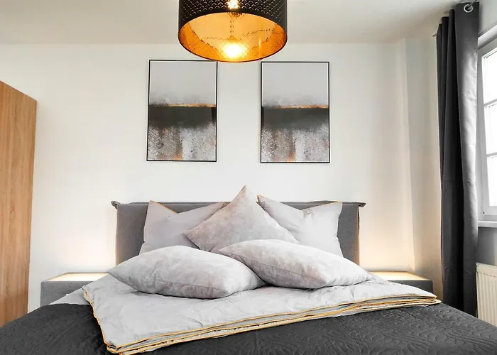 Flex Living - Nikolai Apartment *