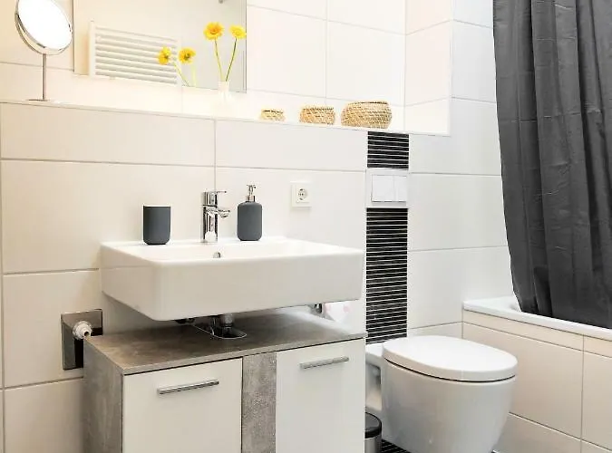 Flex Living - Nikolai Apartment