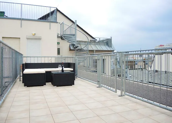 Flex Living - Nikolai Leipzig